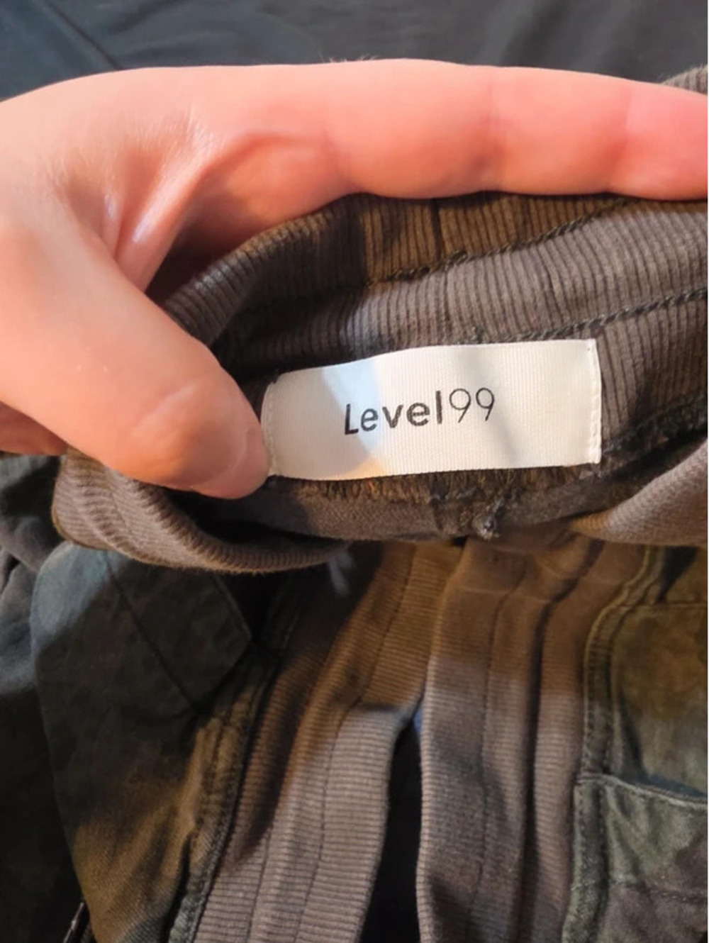 Level 99 cargo - Picture 3 of 5